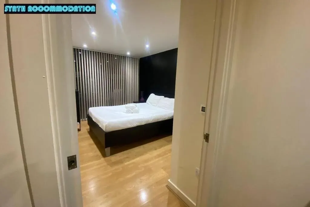 80S Retro 1Bedroom Apart Canary Wharf London Apartment